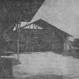 Vista de alguno de los Hangares de la SCADTA que según crónicas de los mismos trabajadores, eran elaborados con las mismas maderas en las cuales venían guardados las partes de los aviones.