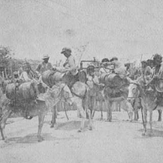 Aguadores en los barrios periféricos de las afueras de Barranquilla 1921.